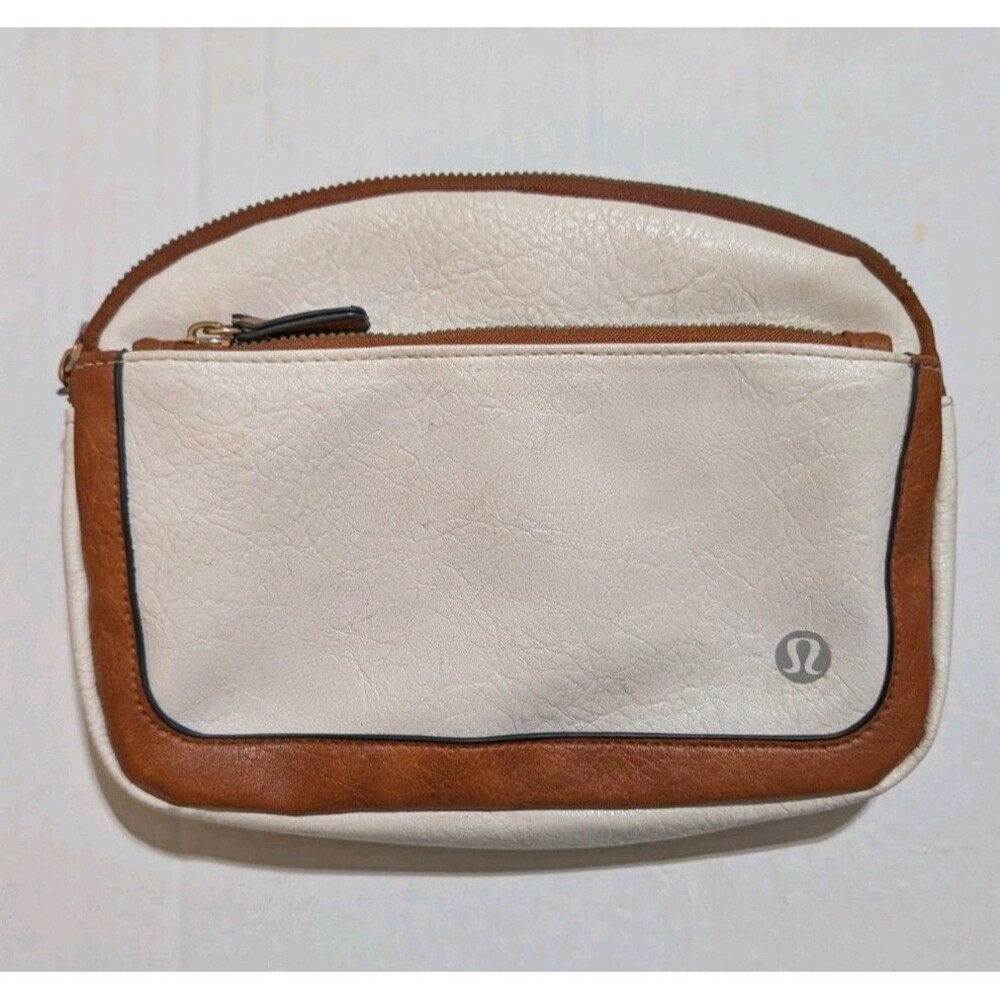Lululemon Everywhere Belt Bag 1L - White Opal / Artifact Gold Zipper Accent